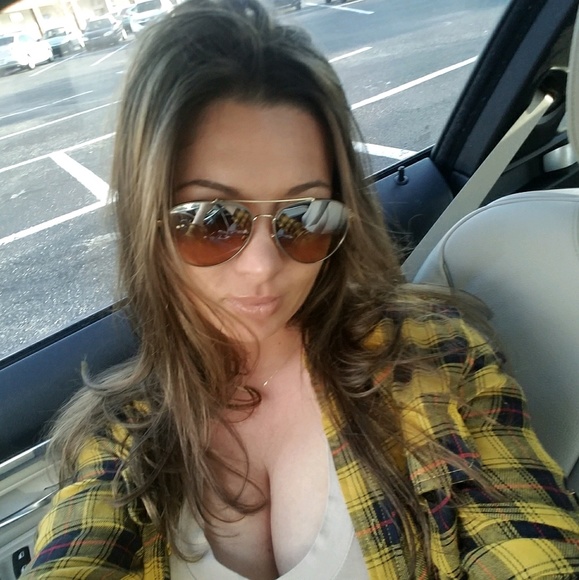 nikkibobbi13